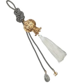 Γούρι 2026 χρυσά στοιχεία γκρί κορδόνι