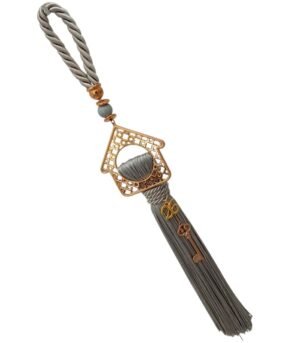 Γούρι 2026 χρυσά στοιχεία γκρί κορδόνι